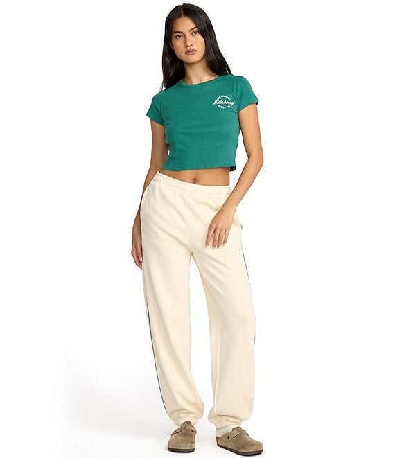In the Sun Short Sleeve Tee in Evergreen