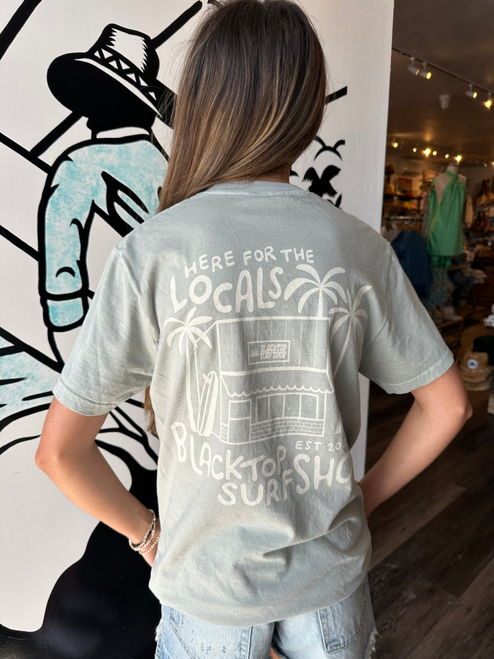 Locals Tee in Bay
