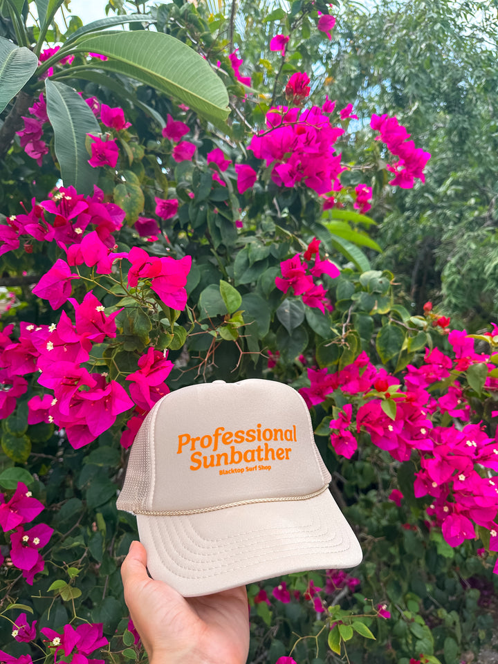 Professional Sunbather Trucker in Natural
