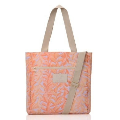 Lei Stand Daily Tote in Peachy