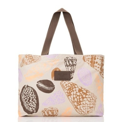 Shoreline Holo Holo in Sandstone