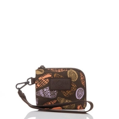 Shoreline Wristlet in Coconut