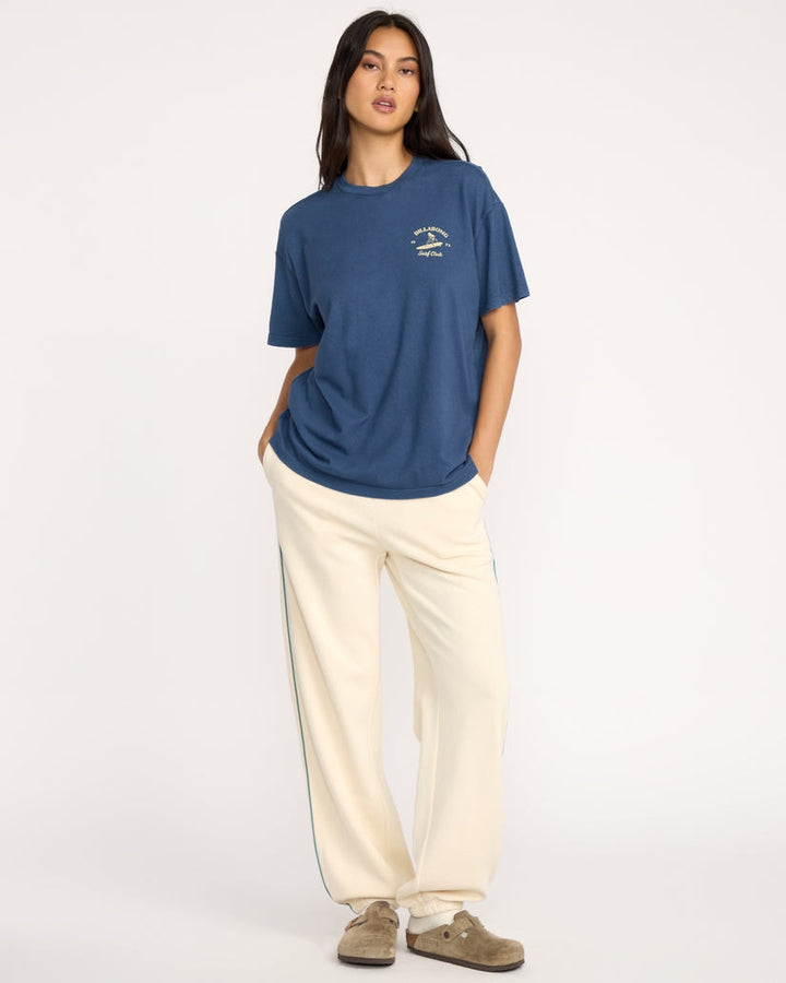 Catch Feelings Short Sleeve Tee in Navy
