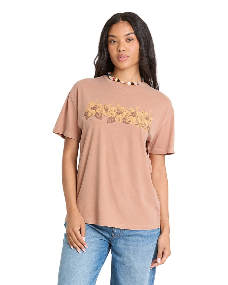 Hello Sundown Short Sleeve Tee in Sugar Almond