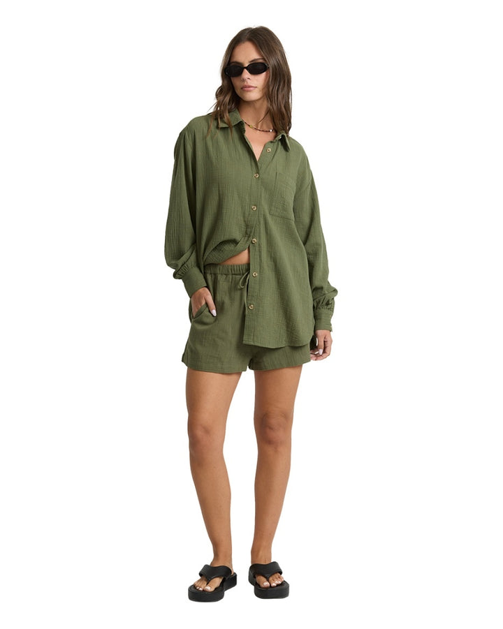 Wanderer Woven Shorts in Canteen