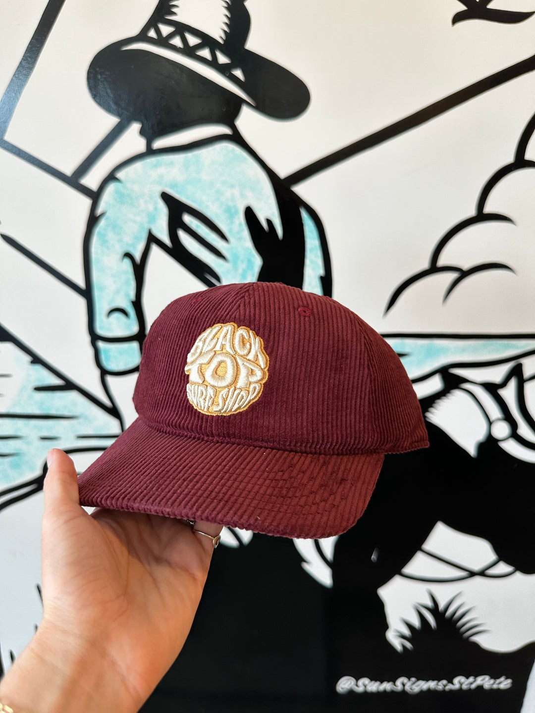 Largo Corduroy Hat in Maroon