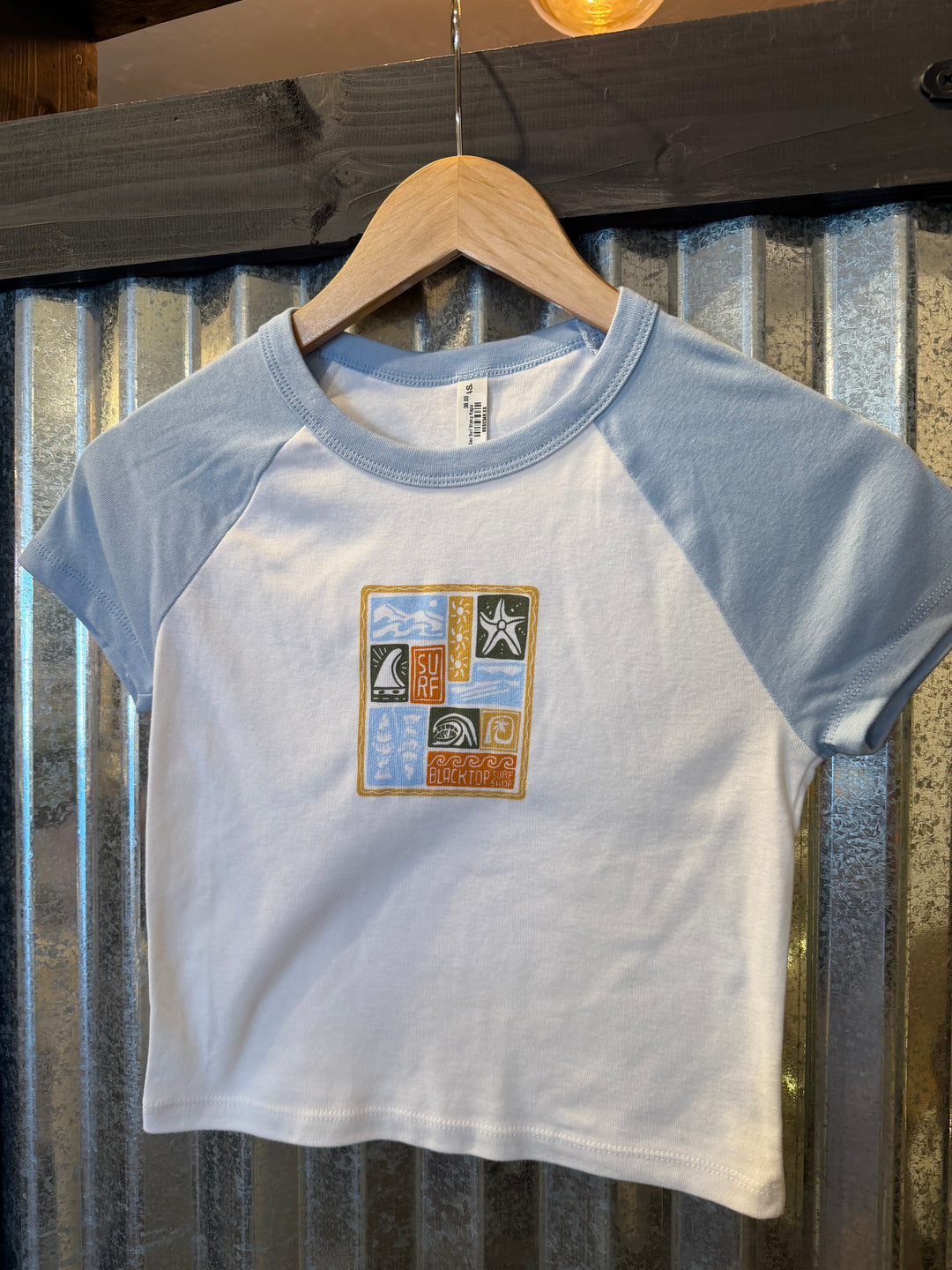 Geo Surf Stamp Raglan Baby Tee in Blue