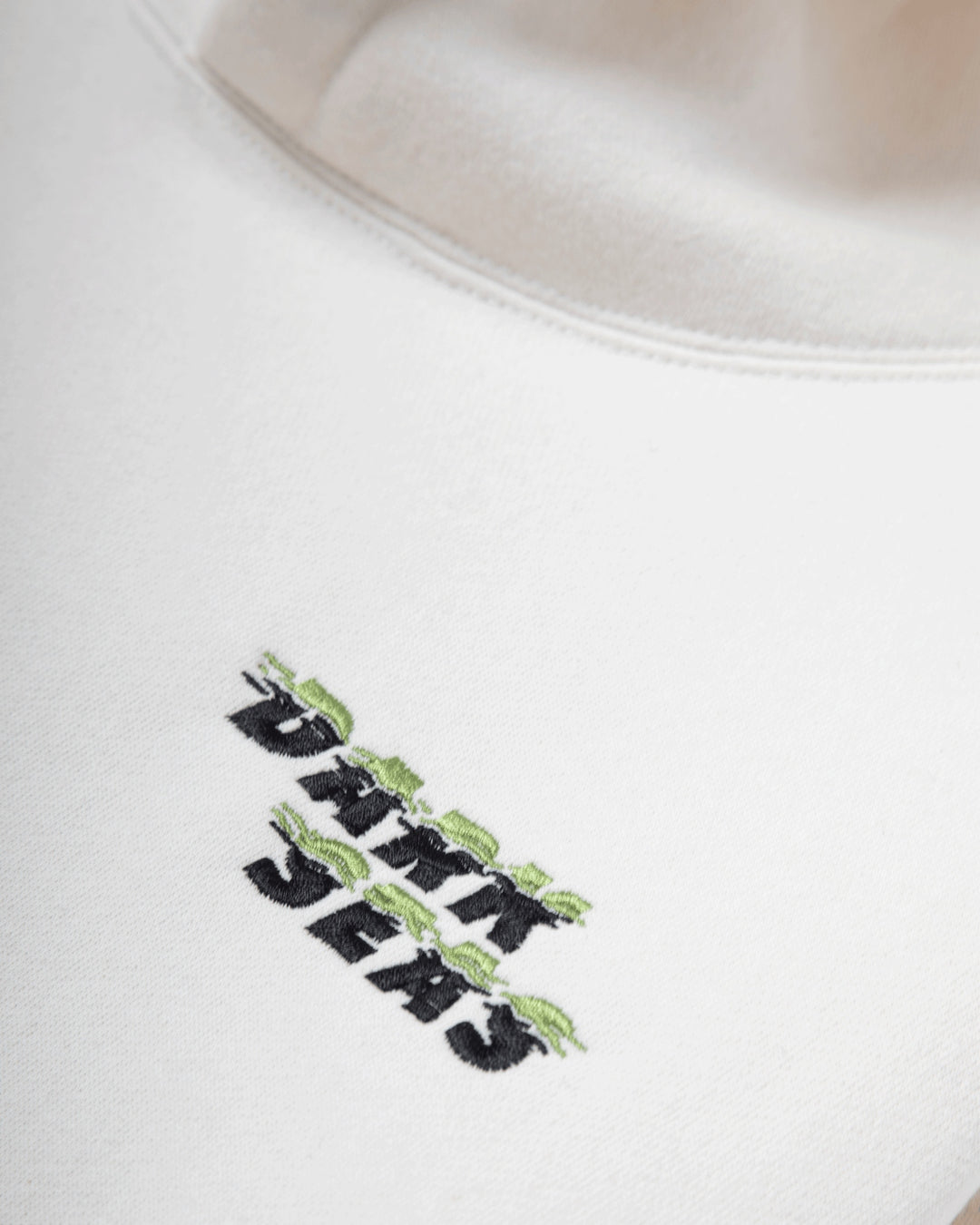 Cherrywood Fleece Pullover in Off White