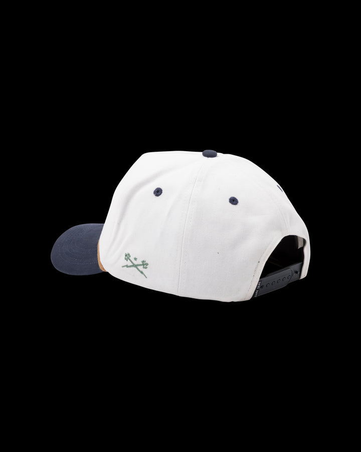 Reyes Hat in Off White and Navy