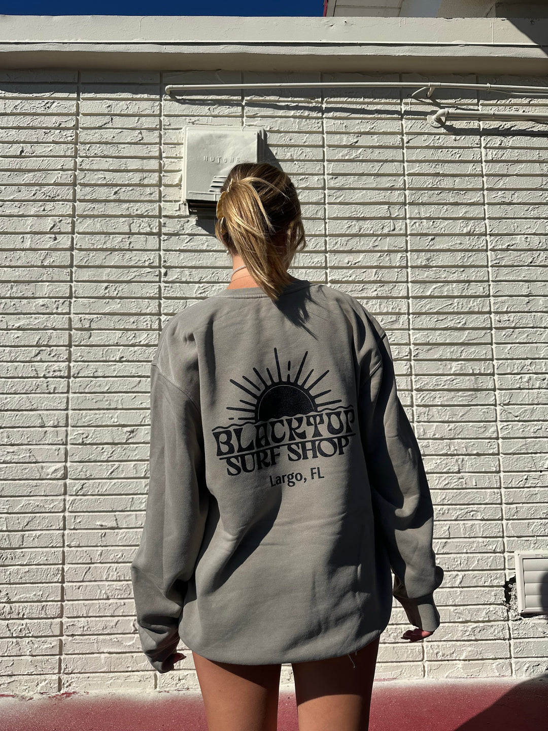Blacktop Sun Crewneck Sweater in Cement