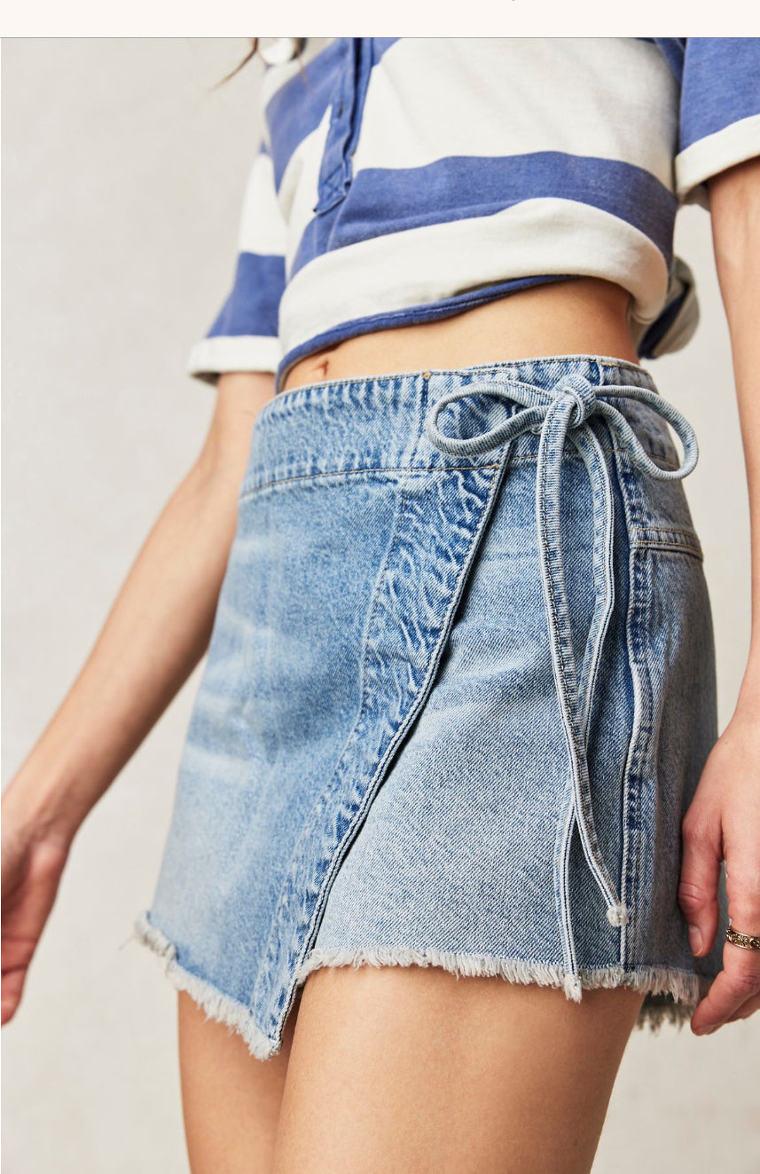 Emmy Denim Skort in Light Blue Wash