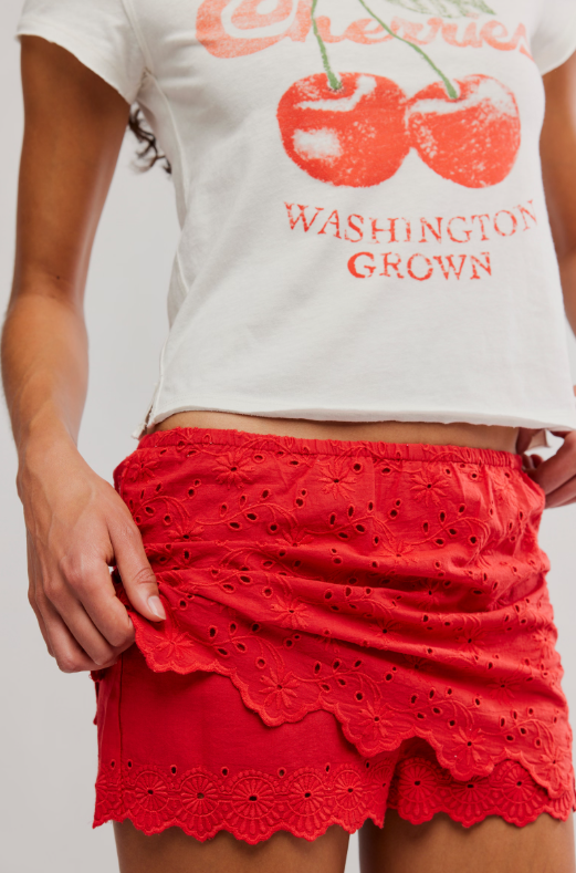 Eyes On You Skort in Red