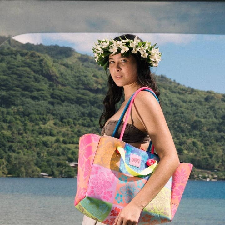 The Everything Bag in Confetti Quilt