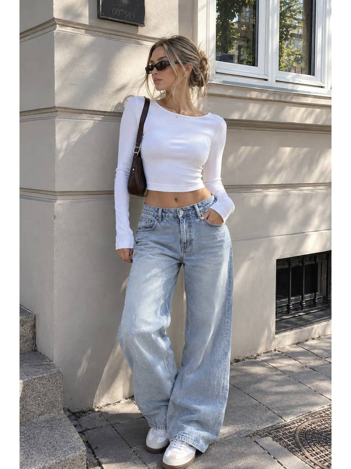 Ribbed Long Sleeve Crewneck Crop Top in White