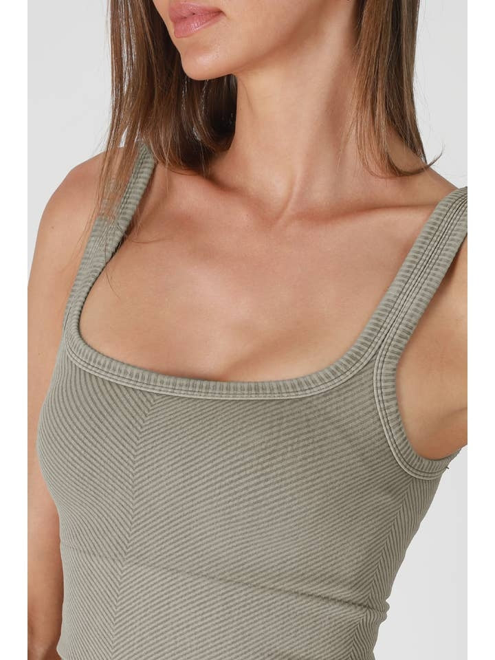 Vintage Chevron Crop Top in Oak