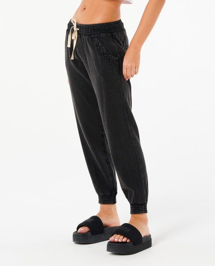 Classic Surf Pant in Black