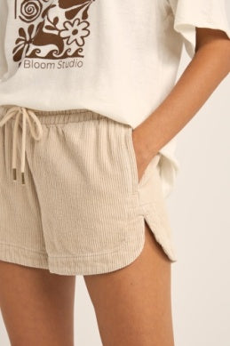 Mazzy Corduroy Short in Sand