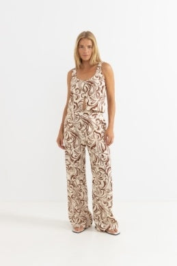 Kai Floral Vest Top in Cream