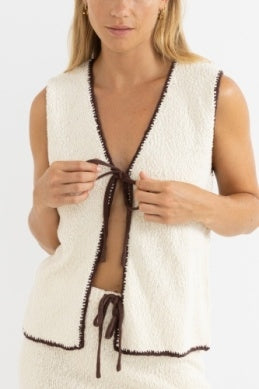 Adele Contrast Longline Knit Vest in Cream