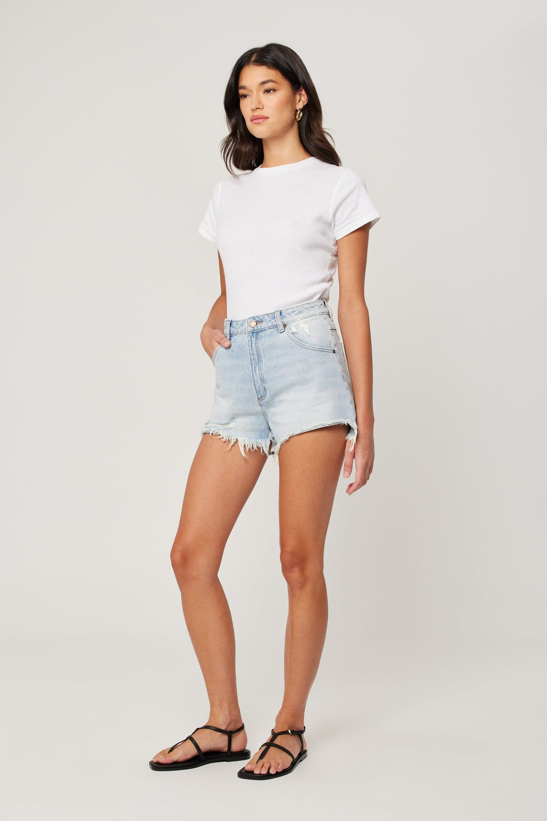 Dusters Short in Layla Bleach