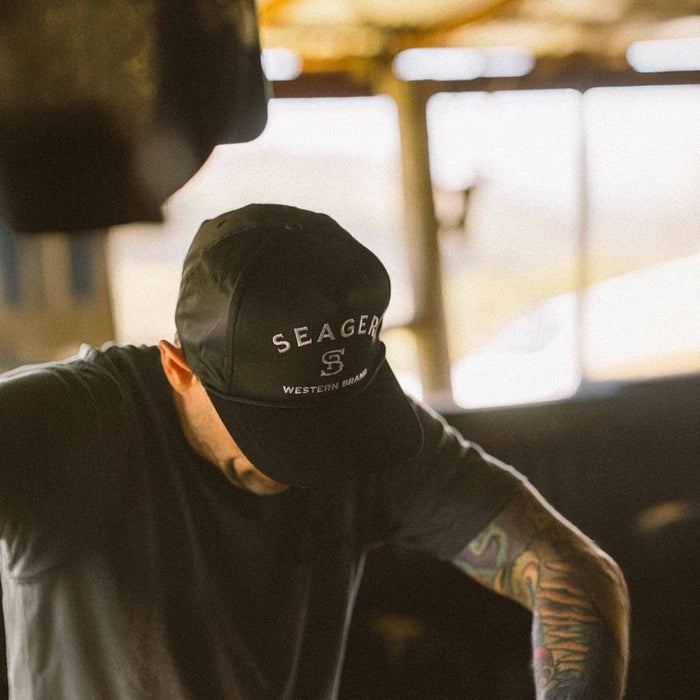 Branded Snapback in Black