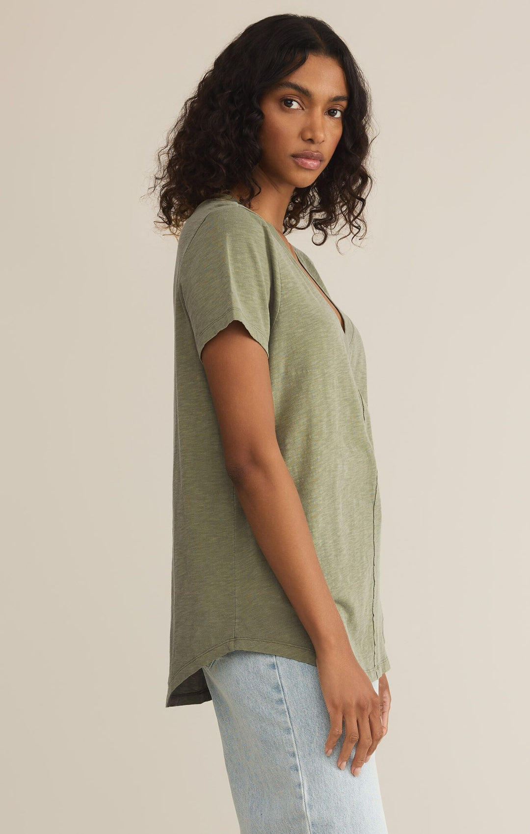 Asher V Neck Tee in Avocado