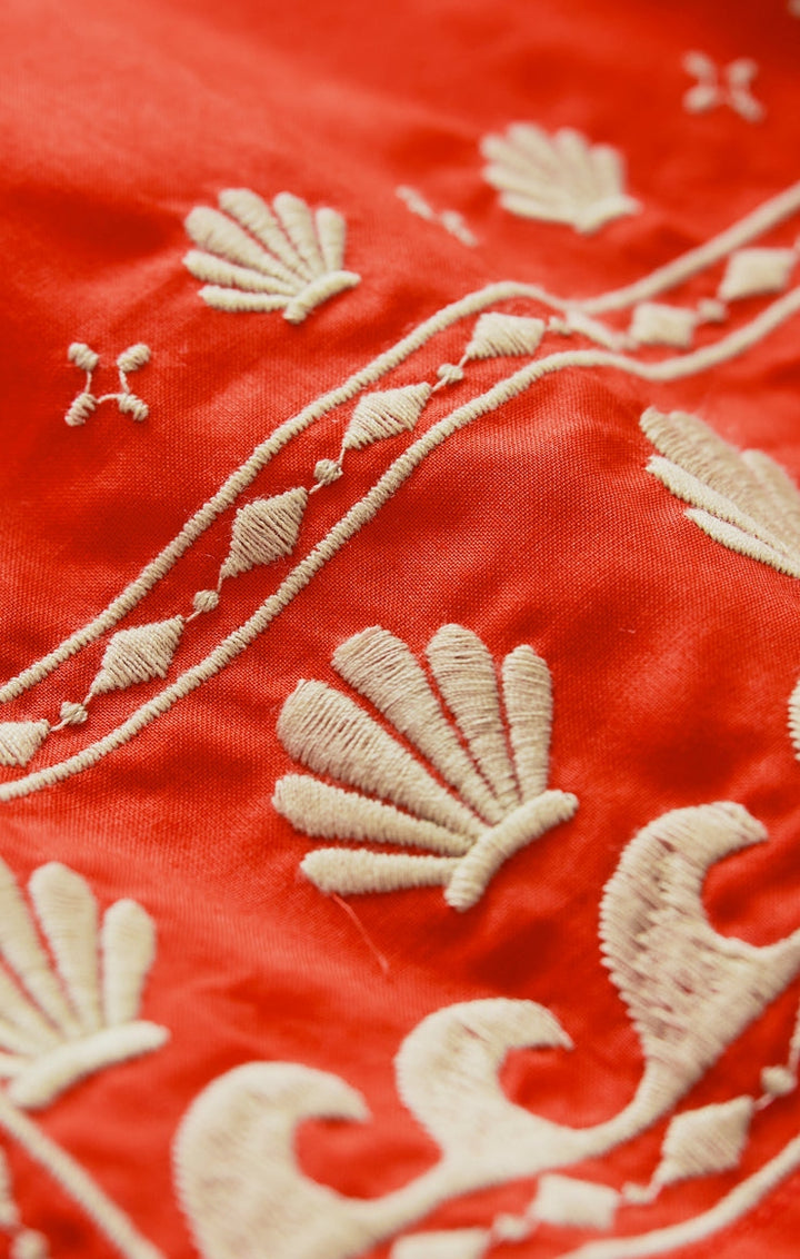 Cast of Waves Top in Lychee