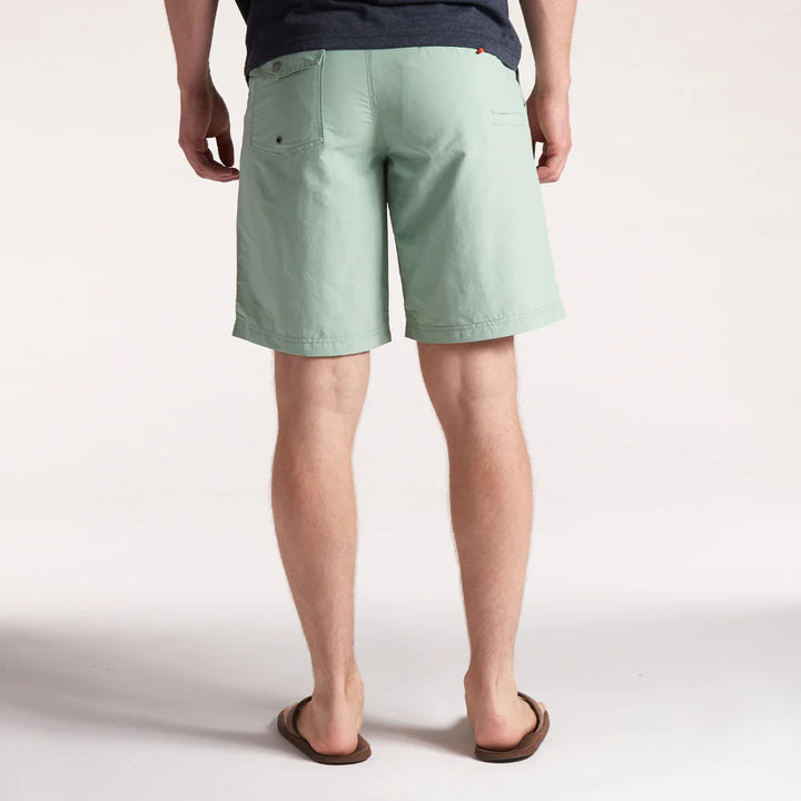 Horizon Hybrid Shorts 2.0 in Granite Green